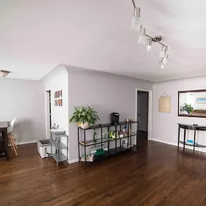  Holiday home Modern Near Downtown United States